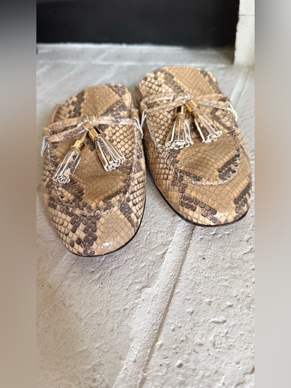J.Crew Snake Print Leather Tassel Mule Loafers Women’s Size 7 Slip On - Picture 9 of 9